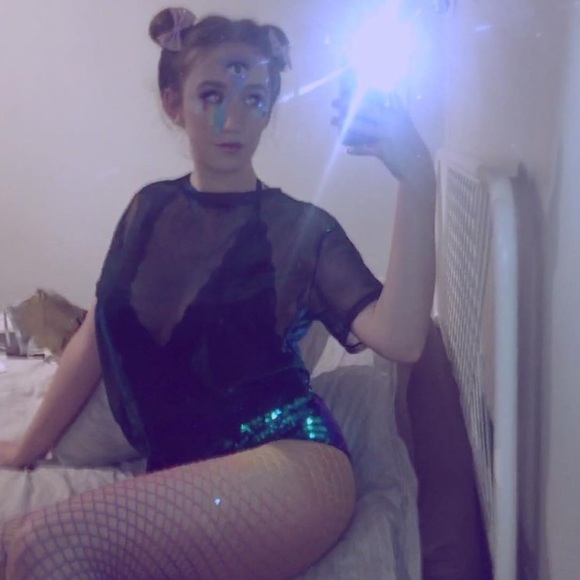 Sequin Booty Shorts - Picture 4 of 4